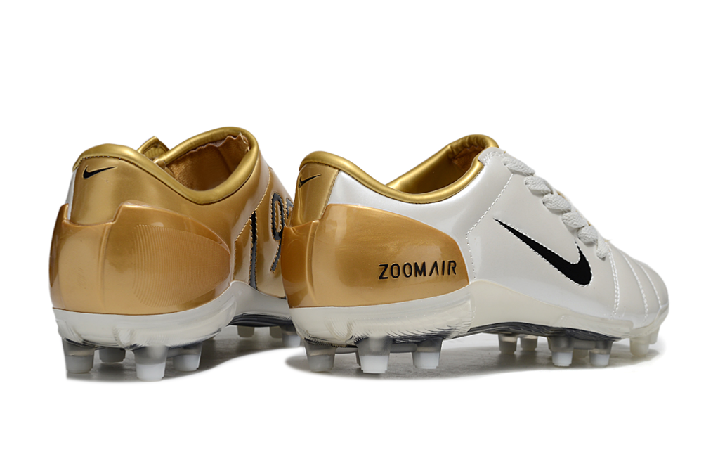 Nike Total 90