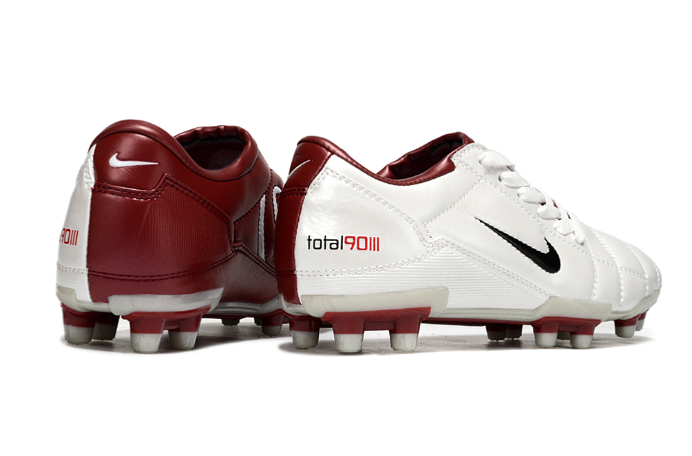 Nike Total 90