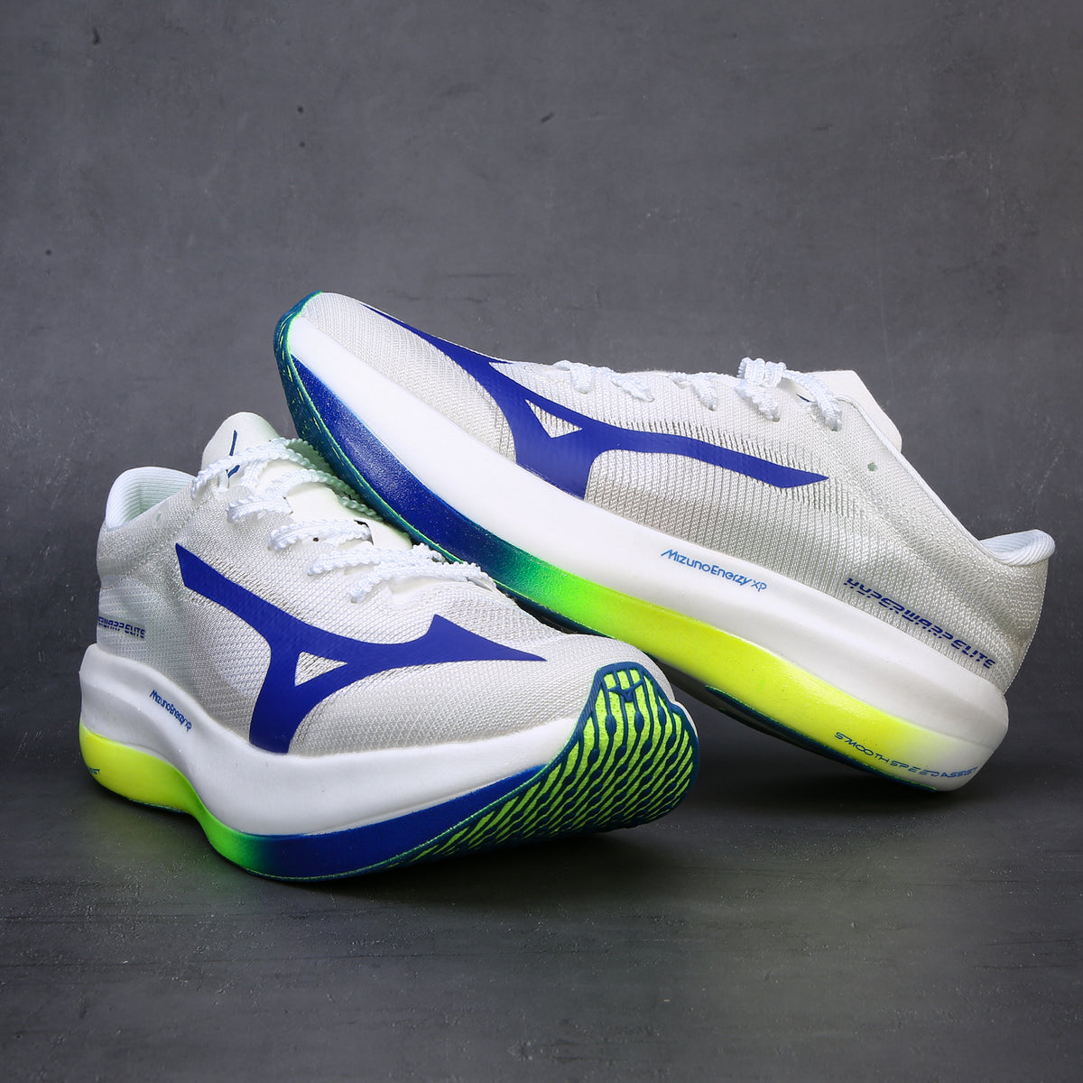 Mizuno Hyperwarp Elite
