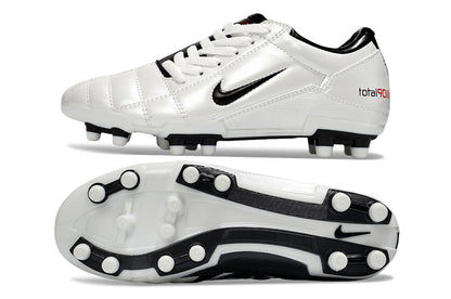 Nike Total 90