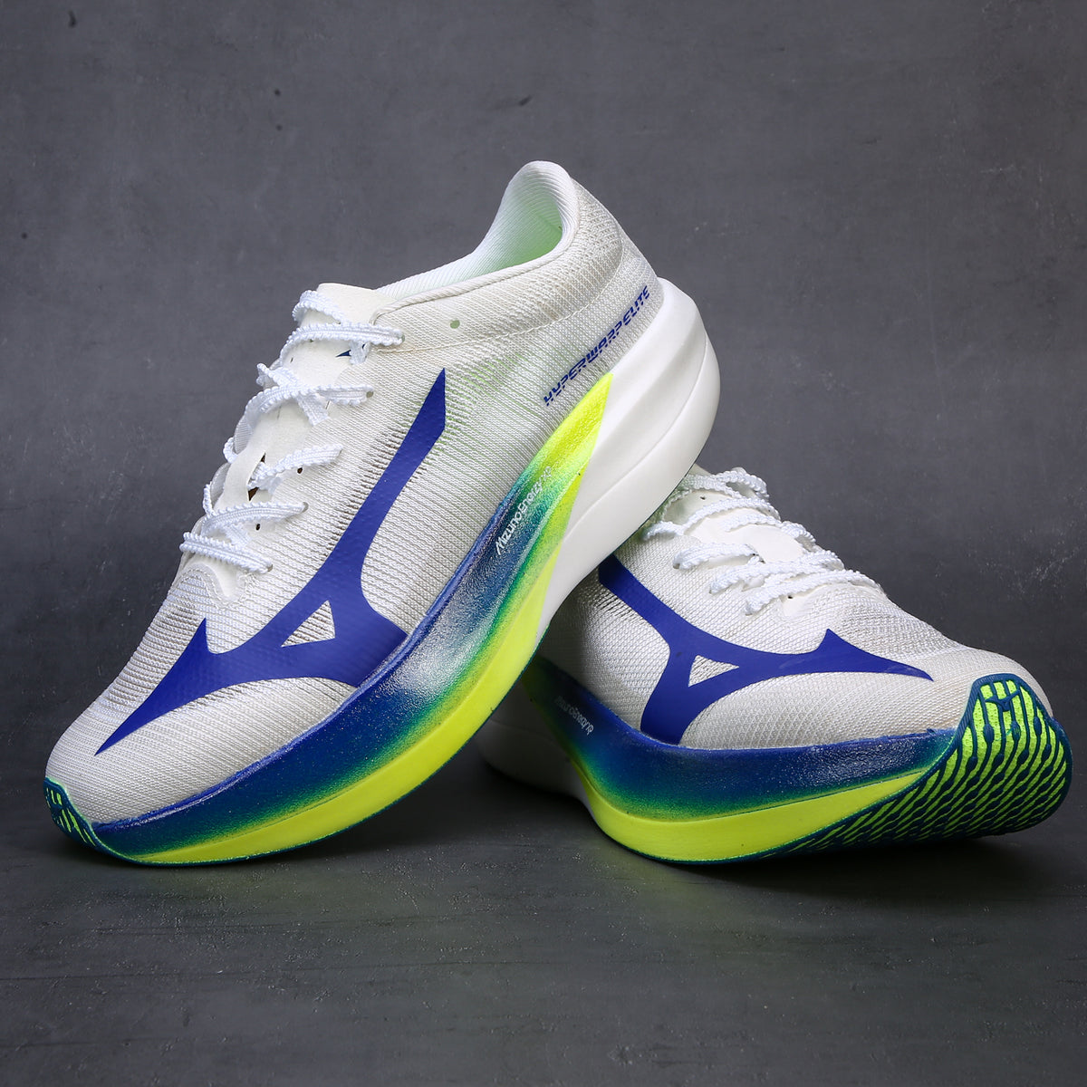 Mizuno Hyperwarp Elite