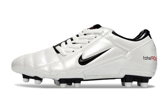 Nike Total 90