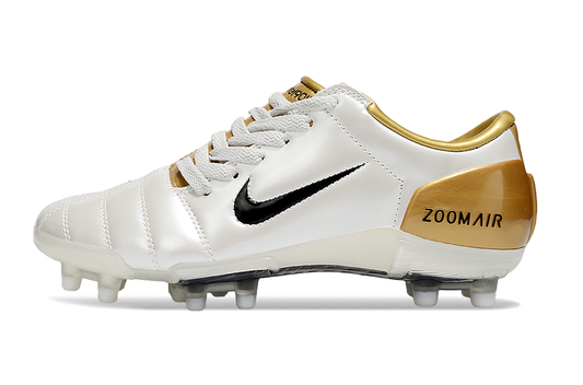 Nike Total 90