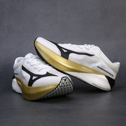 Mizuno Hyperwarp Elite