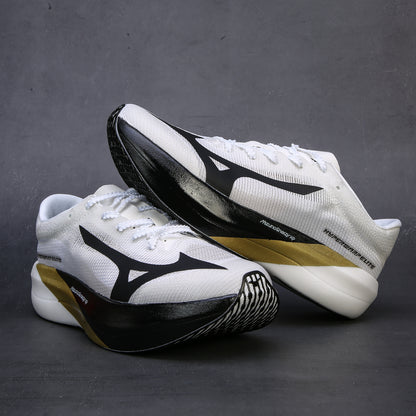 Mizuno Hyperwarp Elite